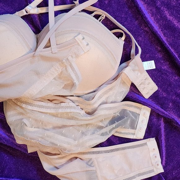 XL/34DD Stretch Mesh Bustier Snap Crotch Bodysuit- UNWORN -repaired factory flaw - Picture 5 of 11